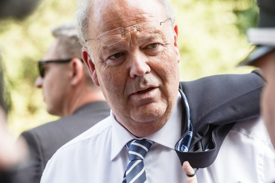 Innenminister Grote im Gespräch: Am Mittwochabend will er sich den Bürgern in Boostedt stellen.