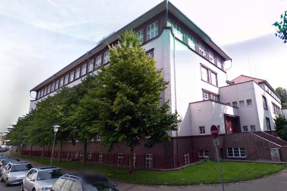 Das Helmholtz-Gymnasium hat eine Partnerschaft mit dem DSC Arminia Bielefeld.