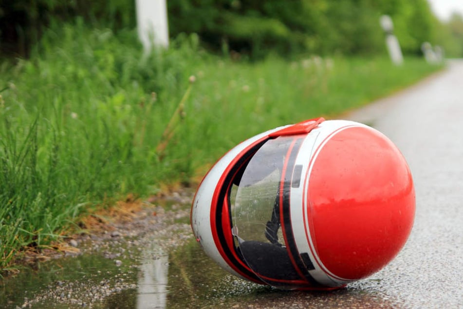 Trotz gelungener Reanimation erlag der Motorrad-Fahrer schließlich seinen Verletzungen (Symbolbild).