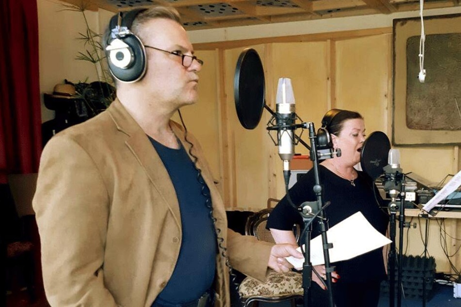Tom Quaas und Kati Grasse im Studio.