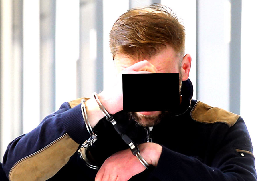 Azmir A. (37) muss sich wegen Bedrohung und Nötigung verantworten.