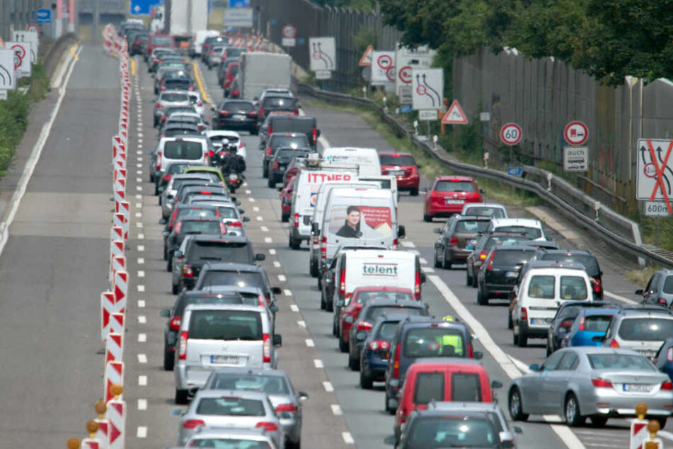 Die A445-Ausfahrt in Richtung Hamm wird gesperrt. (Symbolbild)