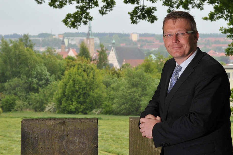 Oberbürgermeister Sven Krüger (SPD) hat eine Rechnung an die Bundeskanzlerin geschickt.