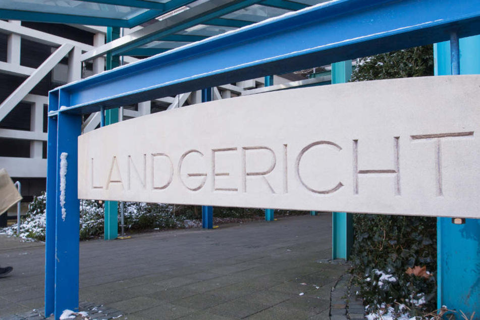 Der 57-Jährige muss sich jetzt vor dem Landgericht verantworten.