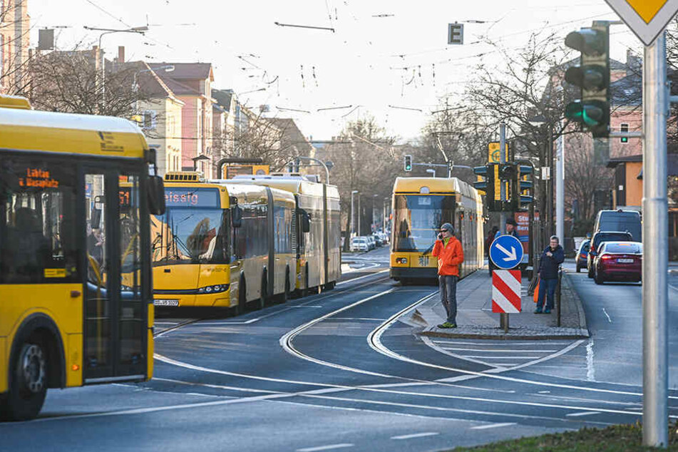 Werden doch nie Straßenbahnen von der Zwinglistraße zum Blauen Wunder fahren?