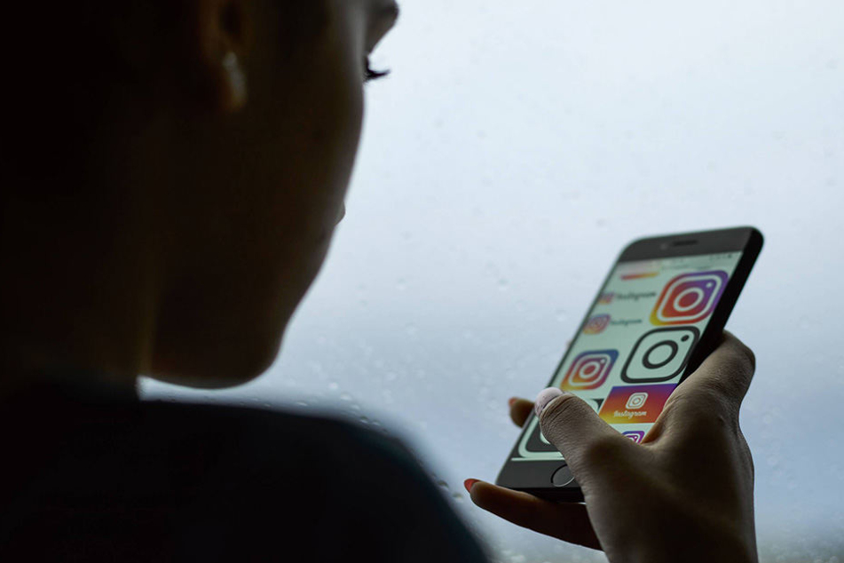 Die 21 Jahre alte Frau lernte den Täter bei Instagram kennen. (Symbolbild)