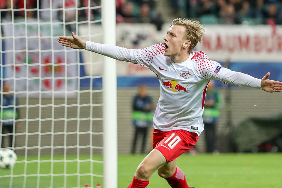 Emil Forsbergs schwedischer Ex-Klub steckt in finanziellen Schwierigkeiten. Die könnten überwunden werden, würde Forsberg für eine Millionensumme ins Ausland wechseln.