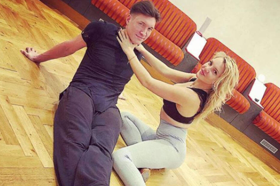 Evelyn Burdecki nimmt fiese Schmerzen in Kauf, um "Let's Dance" zu rocken.