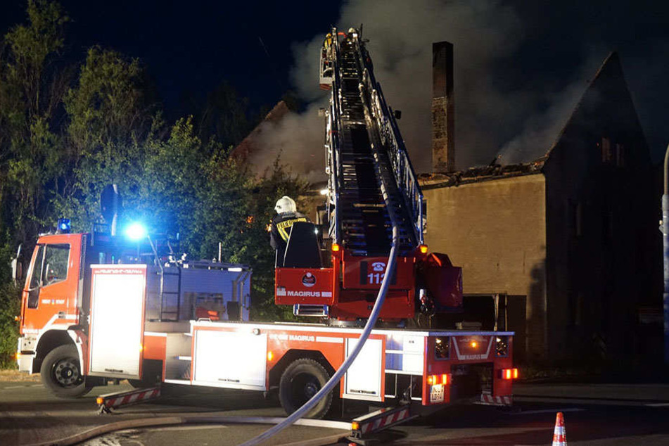 Die Feuerwehr am Einsatzort.