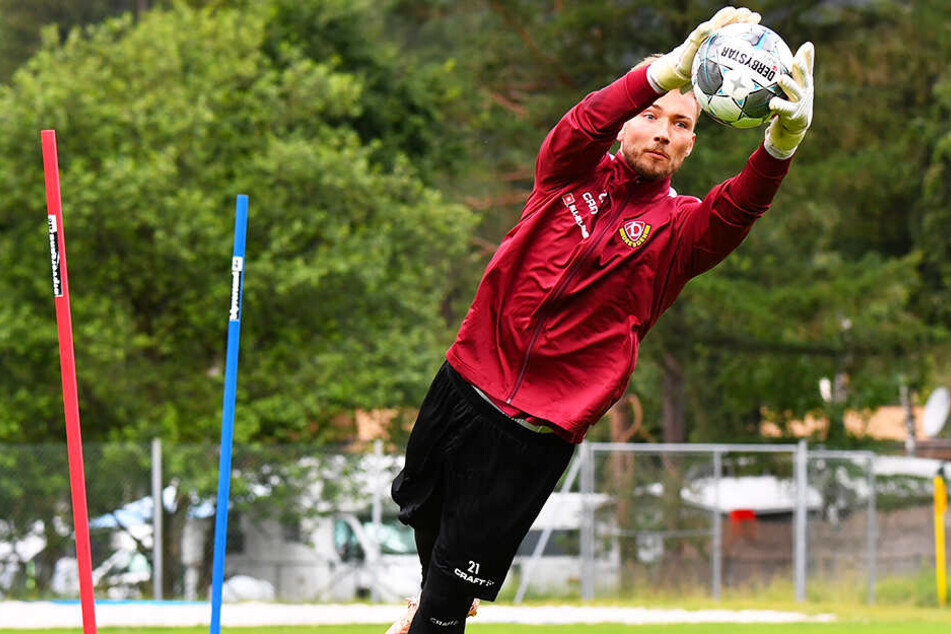 Im Training zeigt Tim Boss, dass er unbedingt die neue Nummer 1 in Dresden werden will. In einem der beiden Testspiele heute kann er wieder Pluspunkte für sich sammeln.