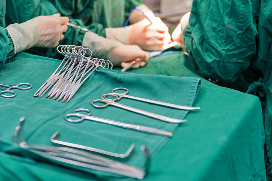 Die komplette Magengegend des 32-Jährigen war mit Metall gefüllt.