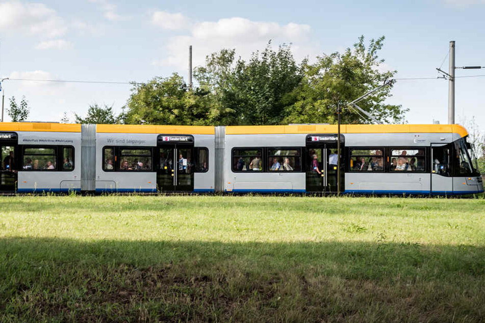 Die LVB testen die XL-Tram derzeit auf der Linie 4.