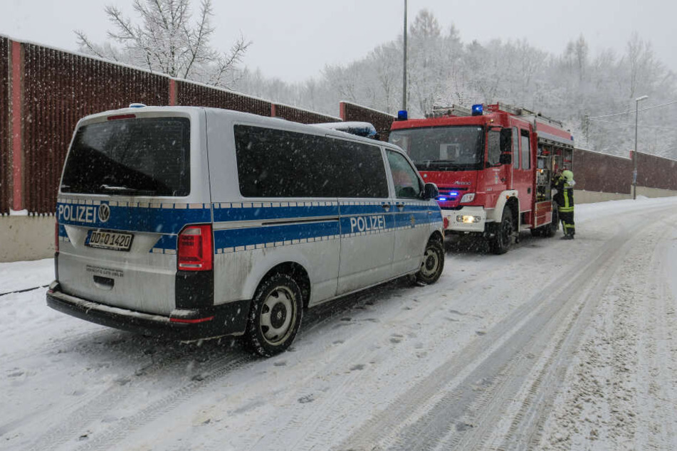 Polizei und Feuerwehr waren bei dem Unfall im Einsatz.