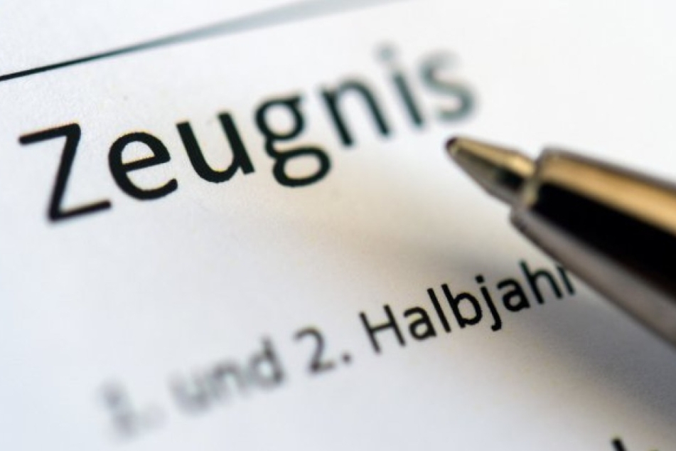 Müssen Schüler bald keine Angst mehr vor dem Zeugnis haben? Geht es nach einigen Experten, sollten die Schulnoten abgeschafft werden.