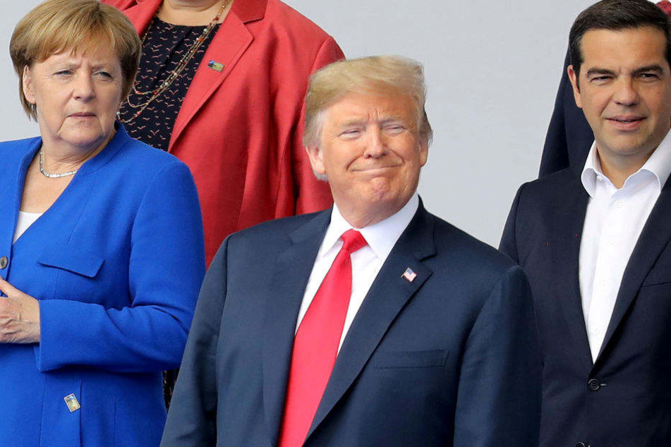 Merkel, Trump und Tsipras vor Beginn des Nato-Gipfels.