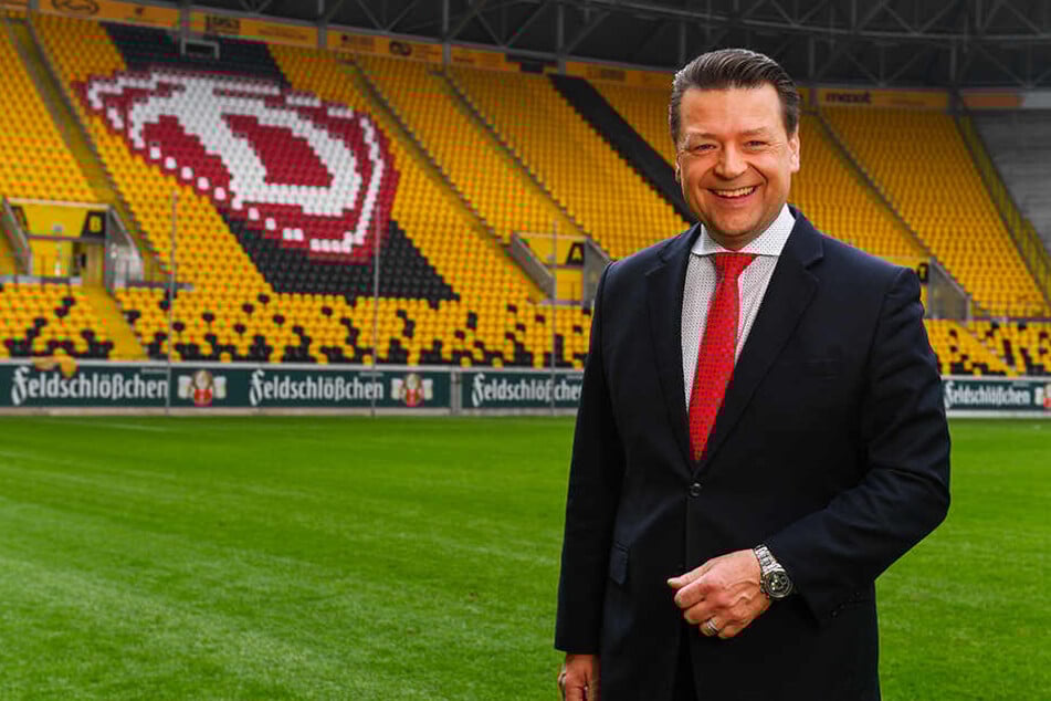 Dynamo-Präsident Holger Scholze wünscht Markus Schubert von Herzen alles Gute.