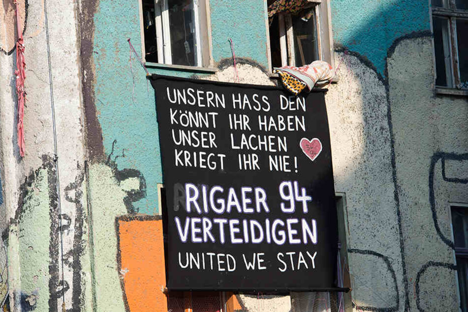 Der Widerstand aus der Rigaer Straße 94 ist groß. Droht bei Räumung eine neue Stufe der Gewalt?