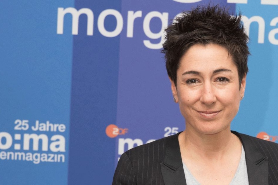 Dunja Hayalis (43) Reaktion auf harte Worte? Harte Worte! Doch wie reagiert der Hass-Poster?