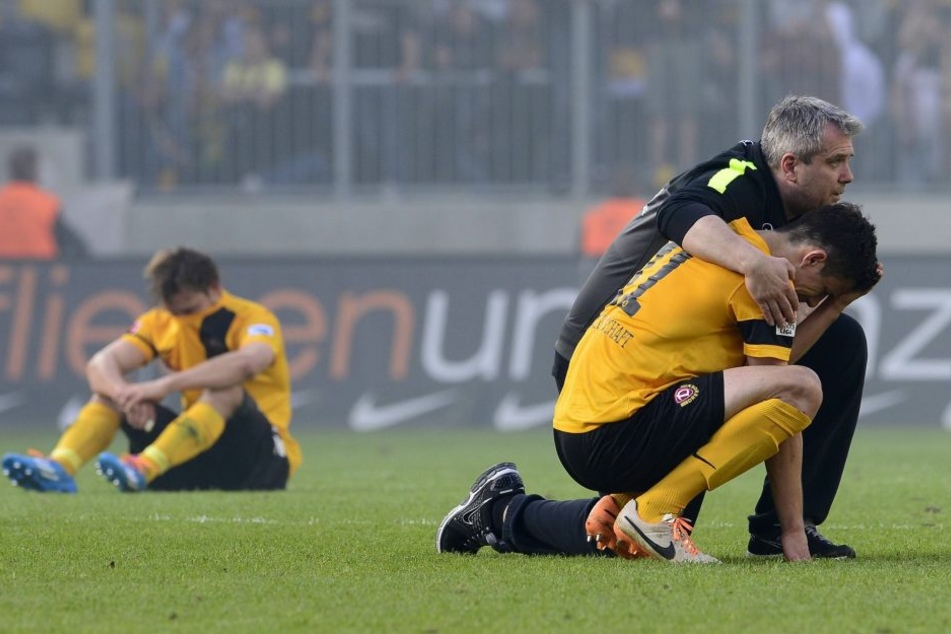 Der schwärzeste Tag seiner Karriere: Im Mai 2014 stieg Anthony Losilla mit
Dynamo aus der 2. Liga ab, musste damals von Zeugwart Maik Hebenstreit getröstet
werden.