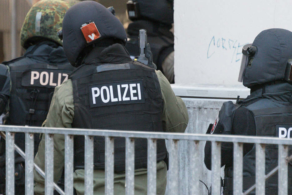 Durch die Präsenz und die Kontrollen der Polizei sollten Auseinandersetzungen zwischen den Clans vermieden werden.