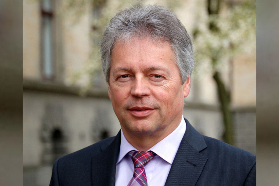 Polizeipräsident Bernhard Witthaut weiß genau, wofür die Behörde das Geld gebrauchen kann.