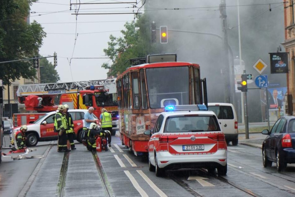 In Zwickau brannte am Mittwoch eine Straßenbahn.
