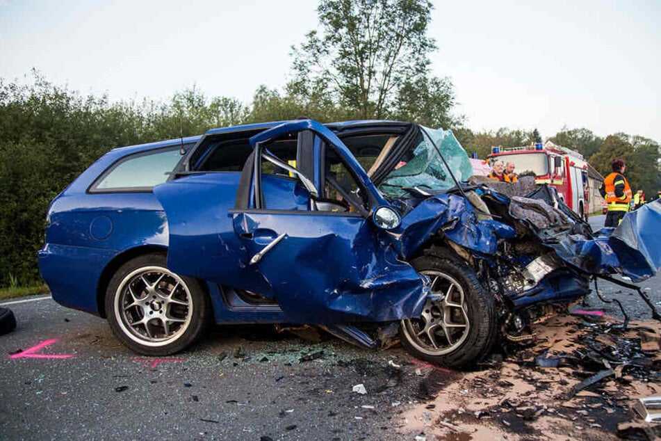 Ein Alfa Romeo und ein Skoda Okatavia stießen nahe Bischofswerda zusammen.