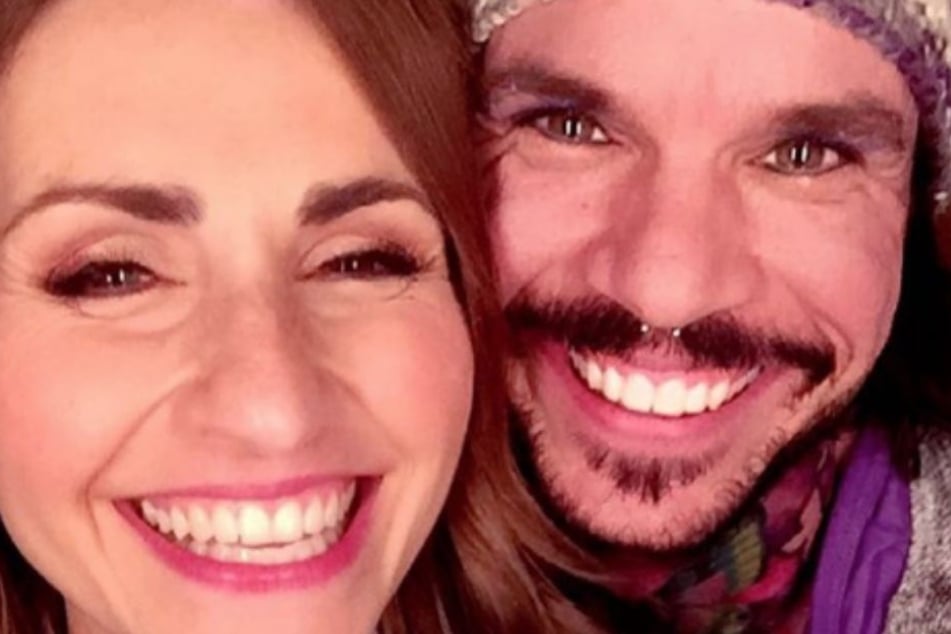 Süßes Paar: Bella Lesnik genießt die Zeit mit Jill Deimel (37) in vollen Zügen.