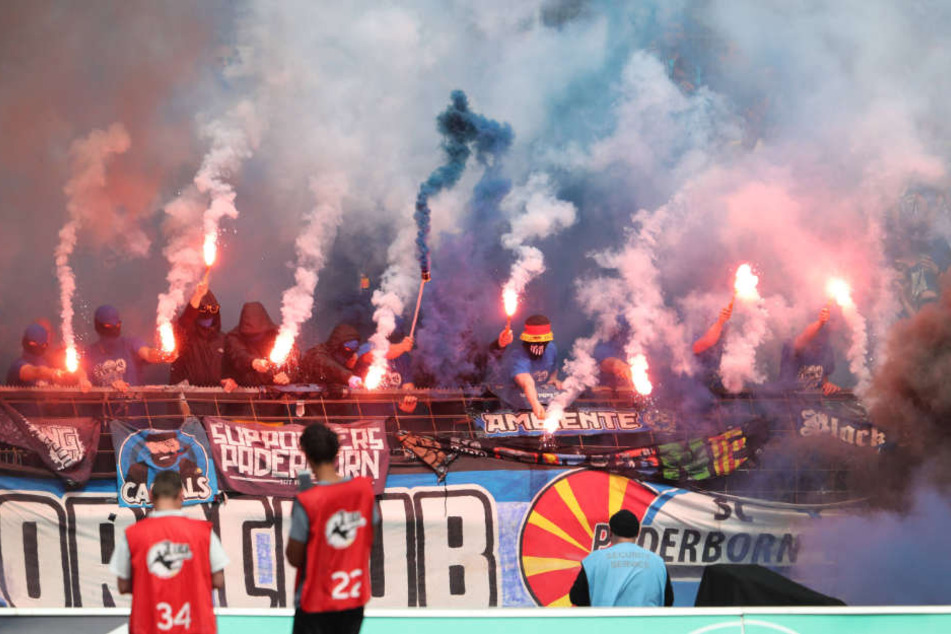 2000 Fans waren aus Paderborn mitgefahren.