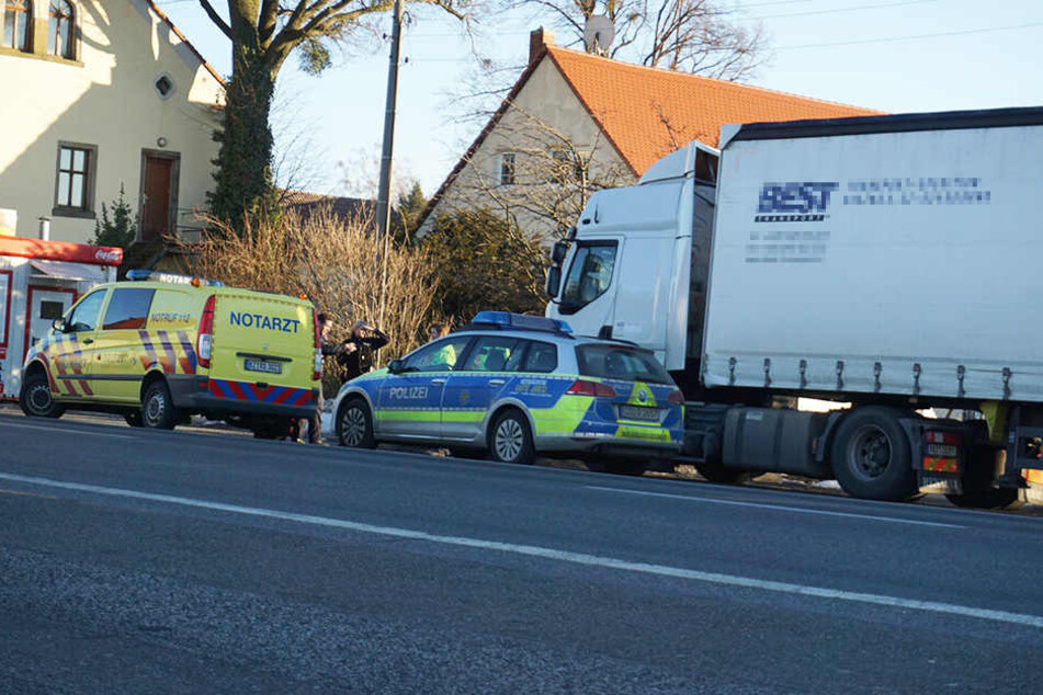 Der Lkw-Fahrer wurde leblos in seinem Fahrerhaus gefunden.