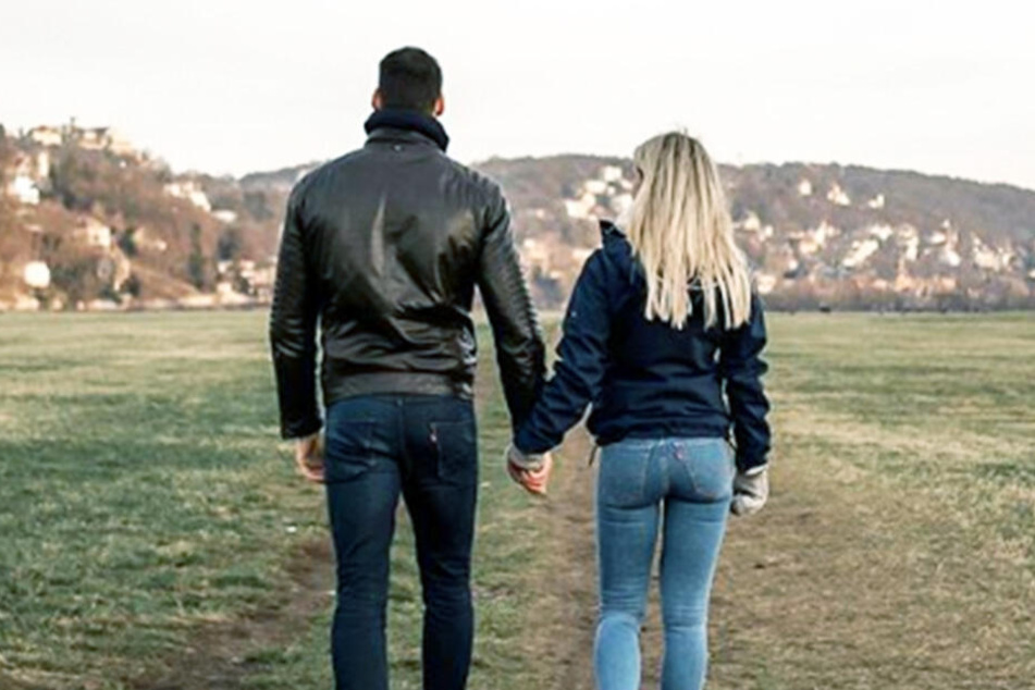 Mit diesem Foto gab Adrienne die Trennung von ihrem Freund Steven bekannt.