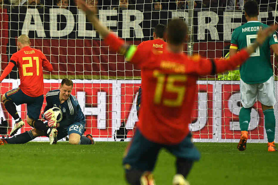 Marc-André ter Stegen packt zu.