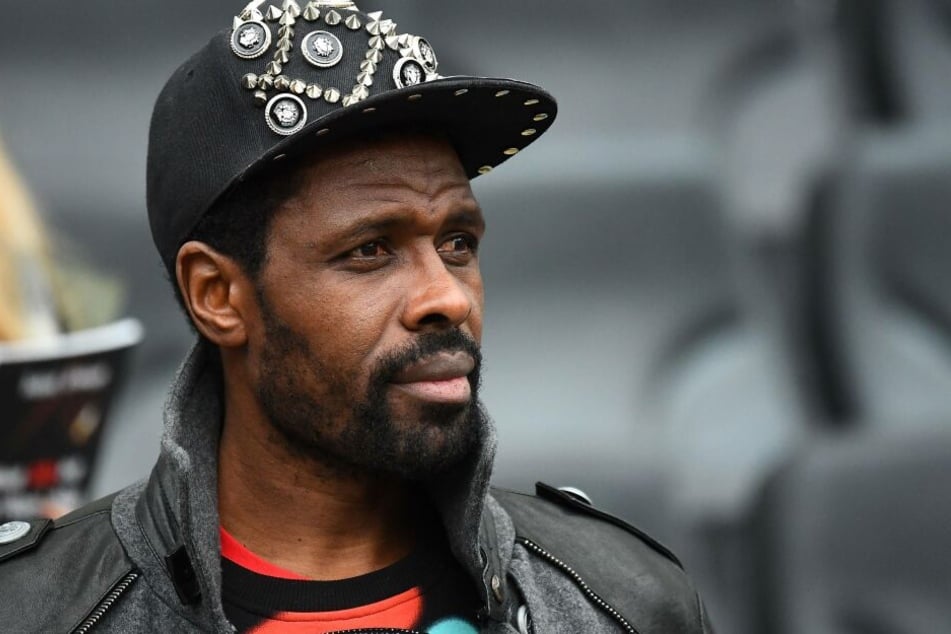 Mohamadou Idrissou im März 2019 bei einem Besuch bei Eintracht Frankfurt.