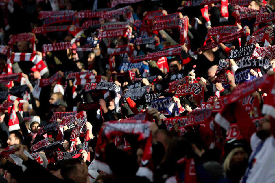 Langjährige RB-Leipzig-Fans sind eingeladen, mit einem Sonderzug zum DFB-Pokalfinale in Berlin anzureisen.