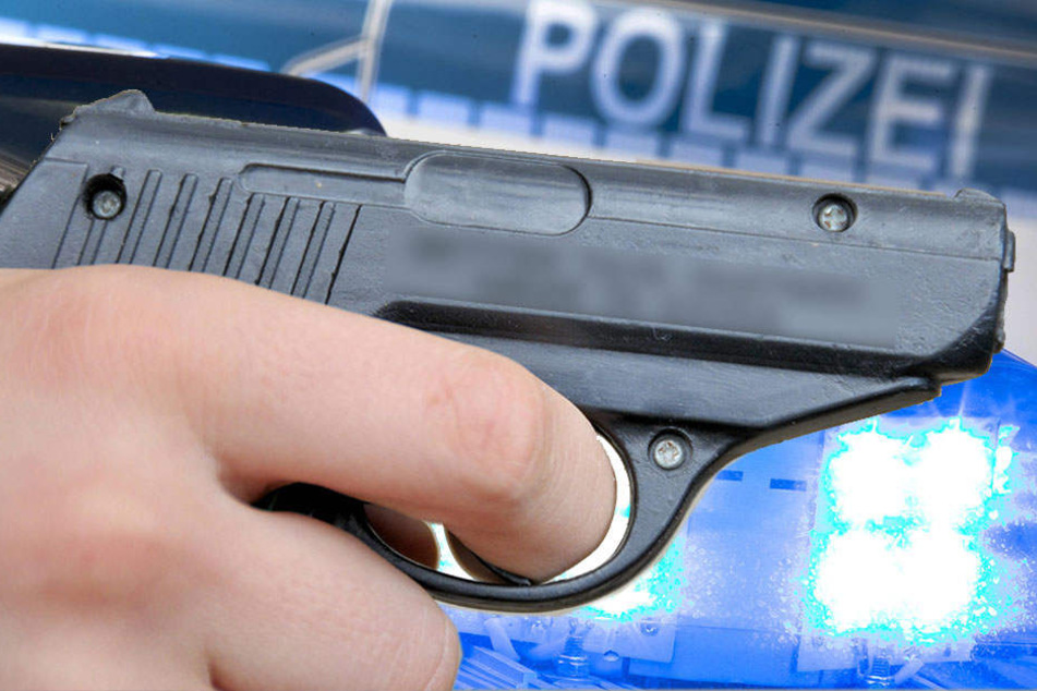 Der Unbekannte wollte den Laden mit einer Spielzeugwaffe überfallen.
