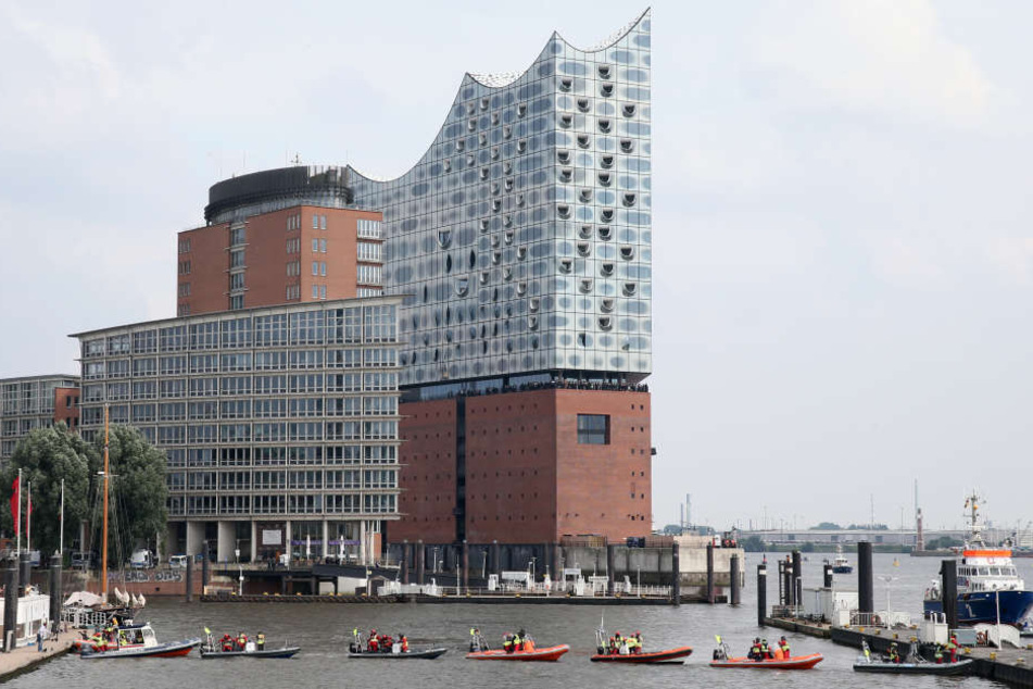 Die Elbphilharmonie hat Millionen in neun Jahren Bauzeit verschlungen.