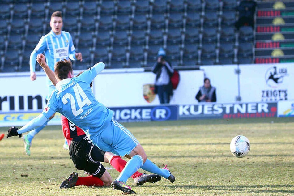 Florian Hansch hofft am Freitag auf sein erstes Tor vor heimischer Kulisse.Hier trifft er zum 2:2-Endstand.