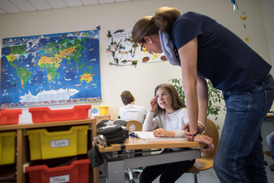 In Hessen herrscht ein Mangel an Grundschullehrern.