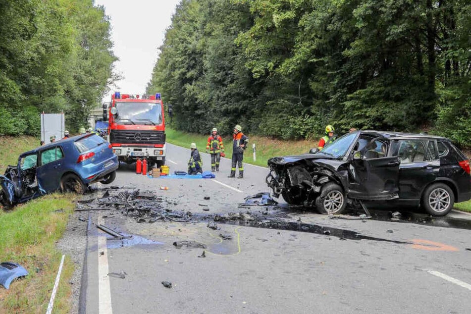 Bei Tittling im Landkreis Passau kam es zu einem schrecklichen Unfall.