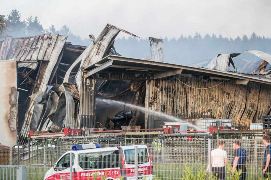 Die Halle wurde bei dem Brand komplett zerstört.
