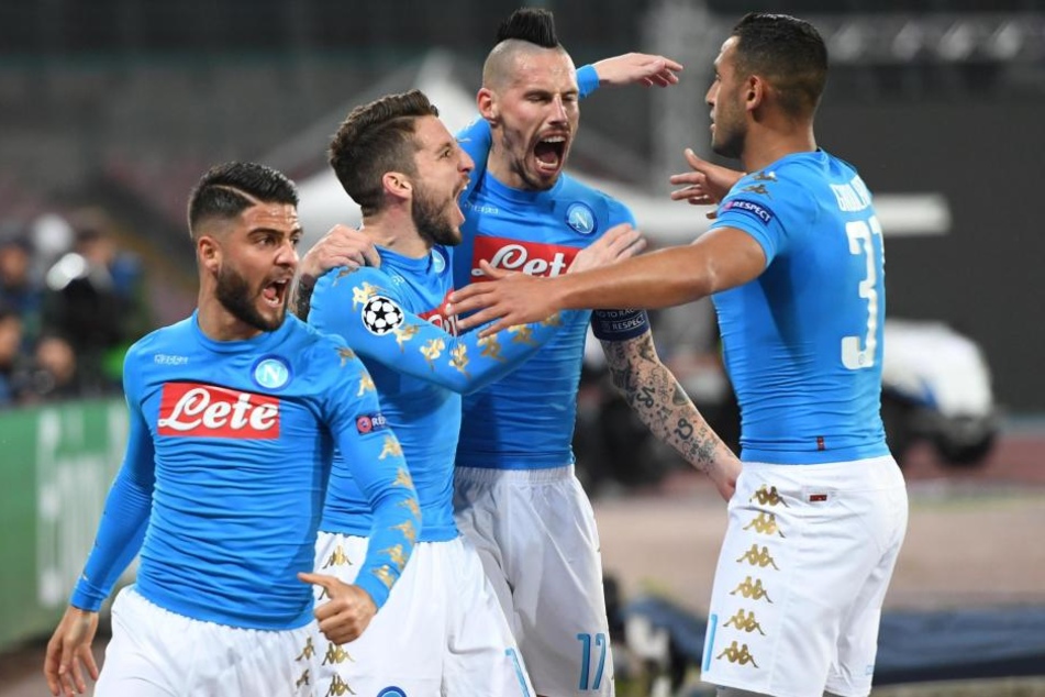 Der SSC Neapel um seine Stars Lorenzo Insigne, Dries Mertens, Marek Hamsik und Raul Albiol (v.l.n.r.) wird am Donnerstag wohl nicht auf breite Unterstützung seiner Fans hoffen können.