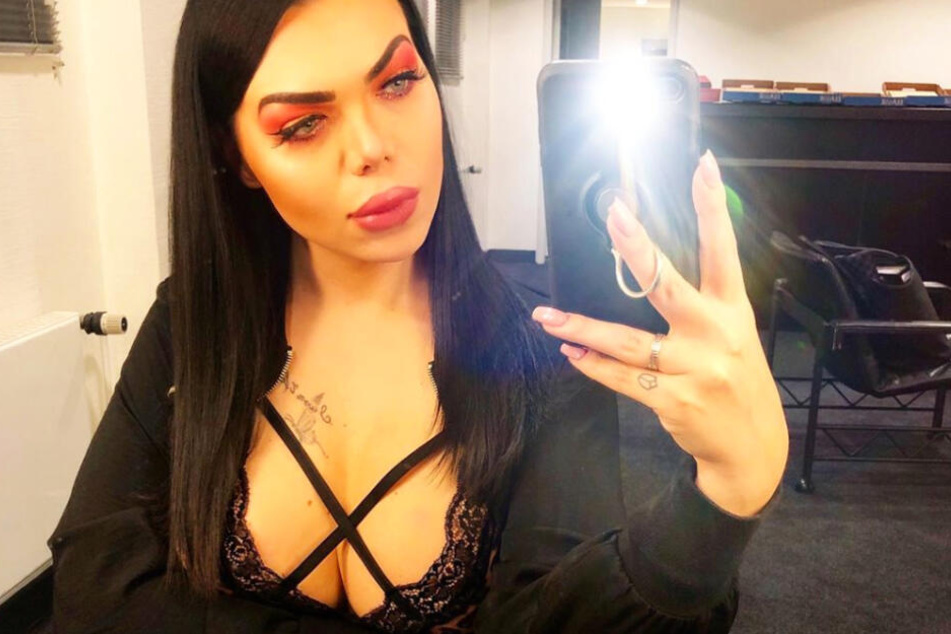 Instagram-Influencerin Mademoiselle Nicolette aus Koblenz präsentiert sich auf Instagram gerne sexy.