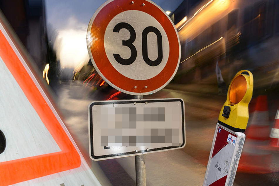 Der Mann (35) blockierte mit Verkehrsschildern, Absperrzäunen und Warnbaken die Wolfgang-Heinze-Straße. (Symbolbild)