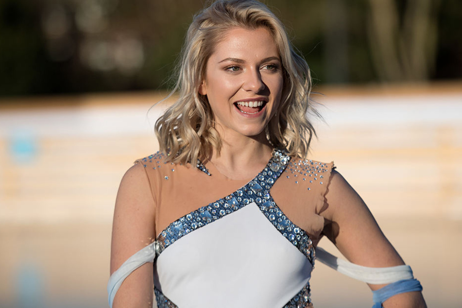 Valentina Pahde ist mit ihrer Zwillingsschwester Cheyenne Pahde der Star bei Holiday On Ice.