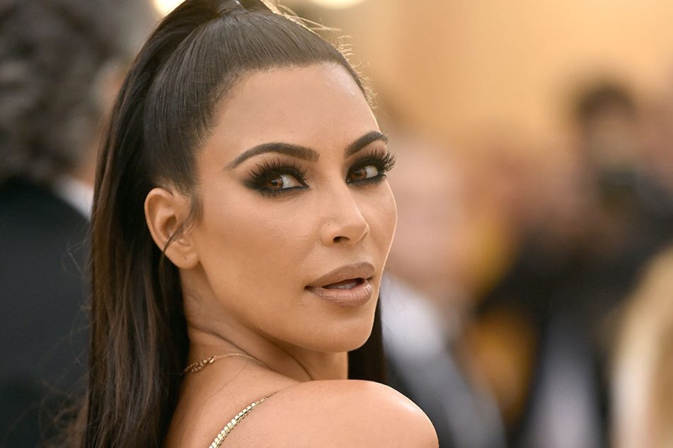 Kim Kardashian kann's einfach nicht lassen.