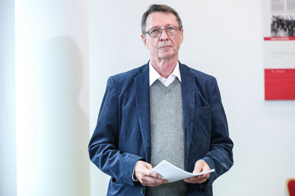 Ehrhart
Körting (75, SPD)