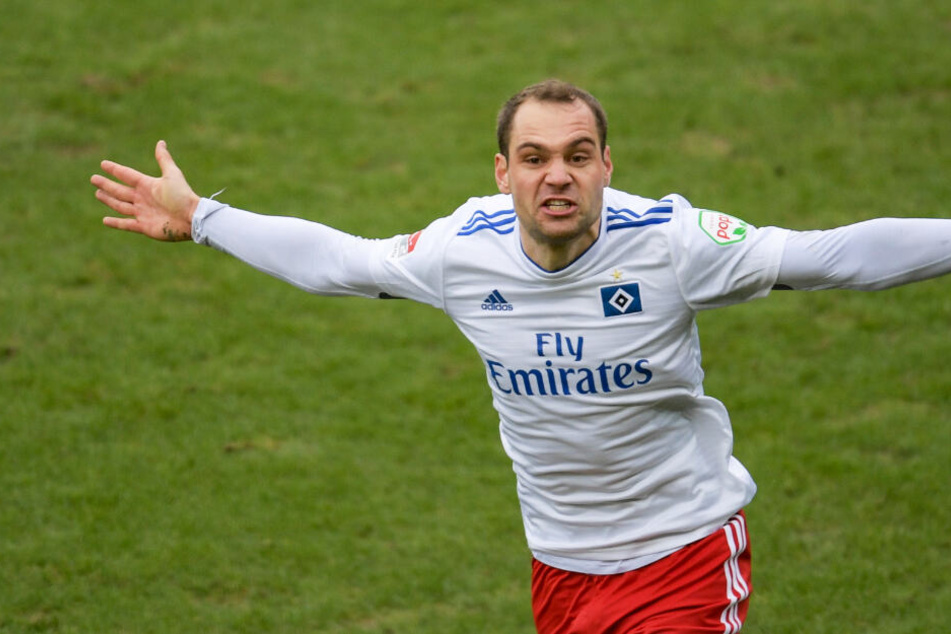 Pierre-Michel Lasogga schoss den HSV in der ersten Halbzeit in Führung.