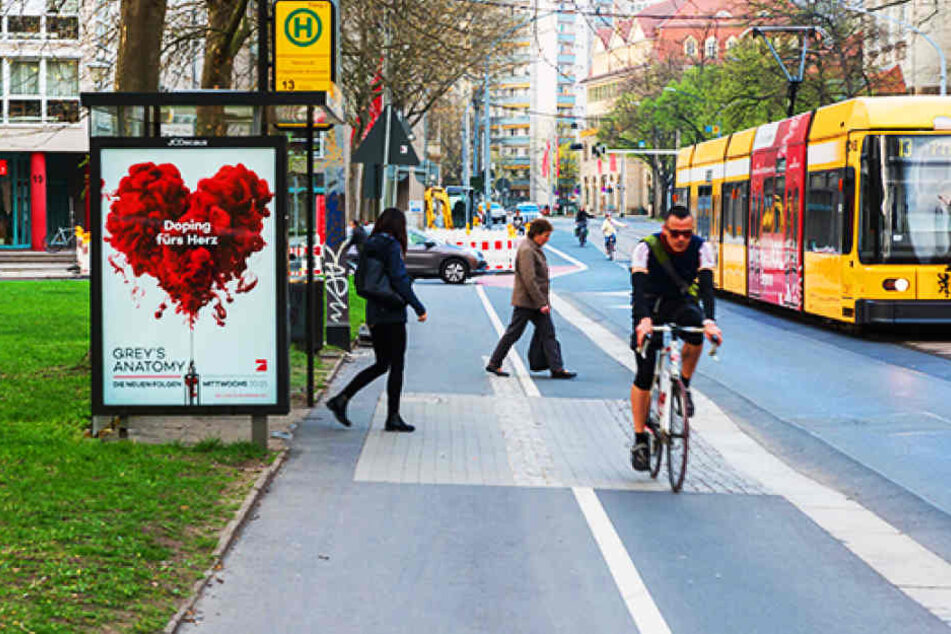 Tatort Güntzstraße, Haltestelle Dürerstraße: Hier kam das Opfer unter die Räder des Rolli-Fahrers.