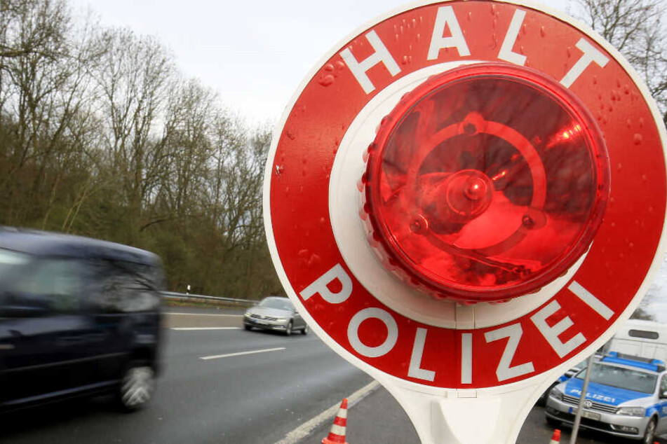 Auch ein Unfall im Landkreis Aschaffenburg führte zu einer Sperrung der A3 (Symbolbild).