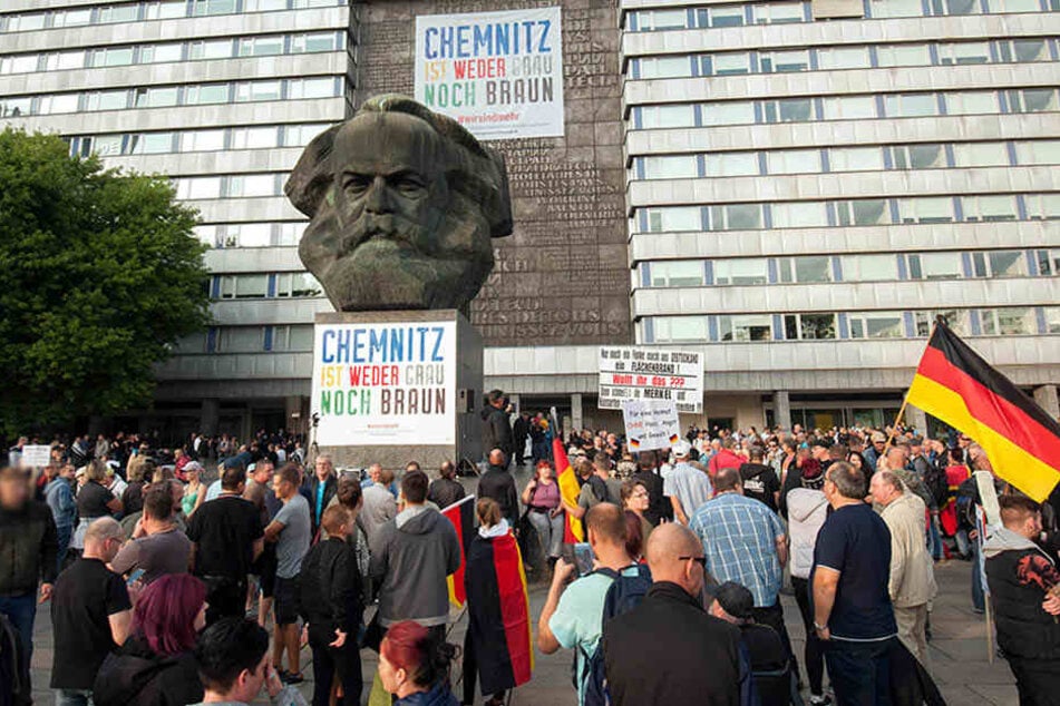 Jeden Freitag ruft "Pro Chemnitz" zur Demo am Nischel auf. (Archivfoto)